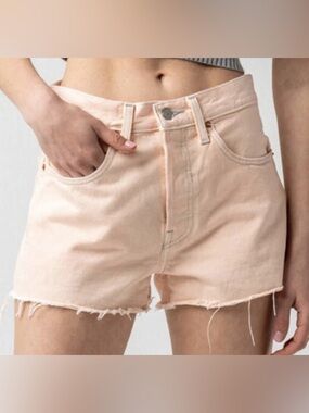 Levi’s 501 Pink Peach High Rise Button Fly Cut Off Denim Shorts Size W30